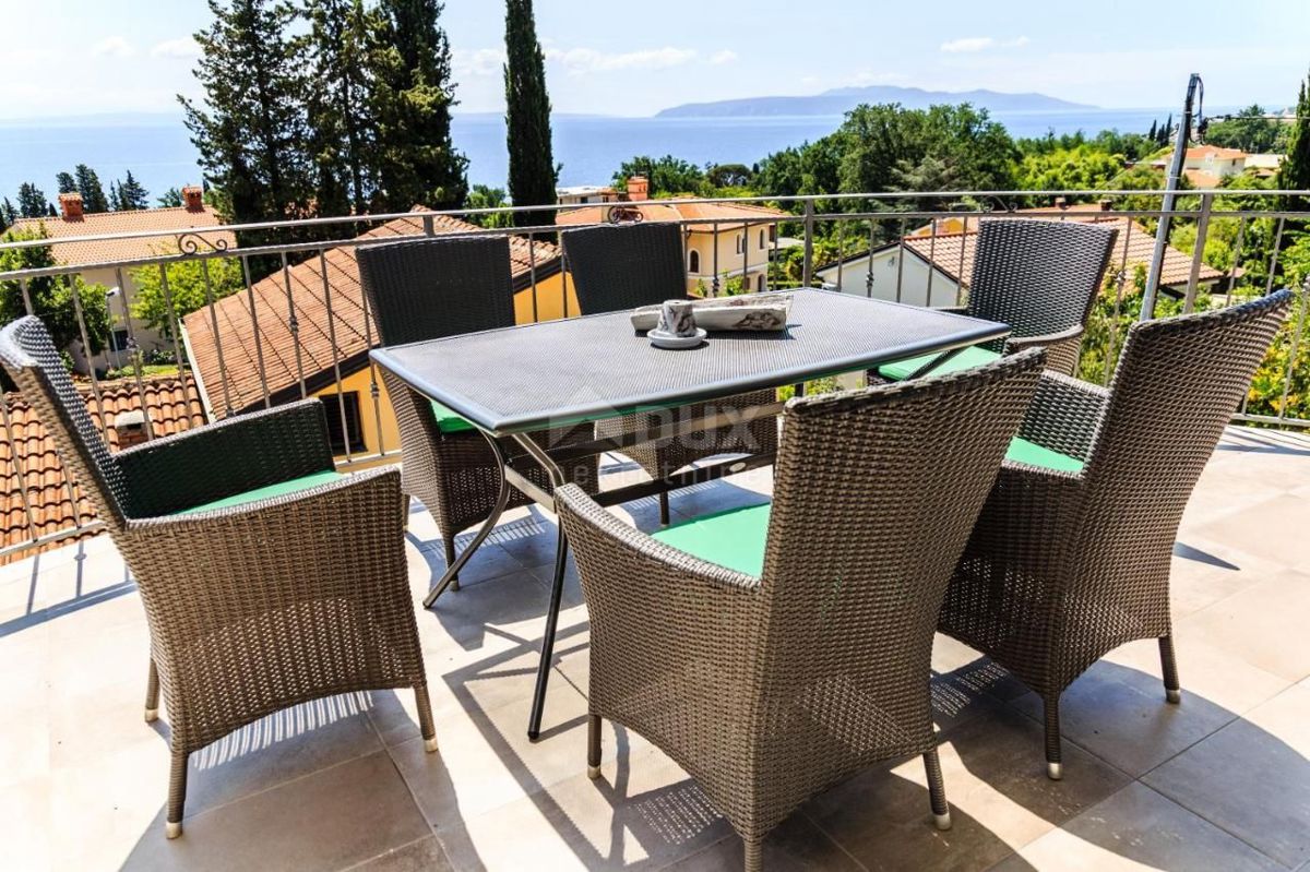 OPATIJA, LOVRAN, IKA - villa 380m2 con vista panoramica sul mare e piscina + giardino paesaggistico 700m2