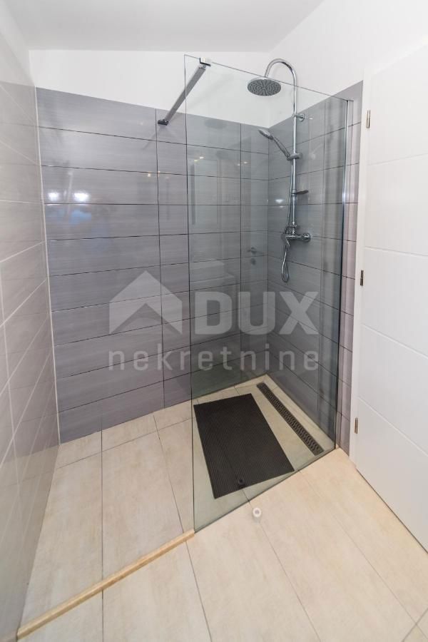 OPATIJA, LOVRAN, IKA - villa 380m2 con vista panoramica sul mare e piscina + giardino paesaggistico 700m2