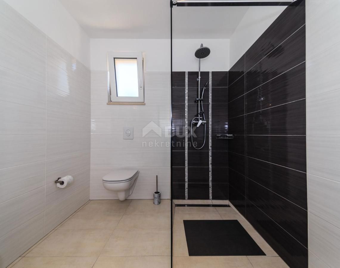 OPATIJA, LOVRAN, IKA - villa 380m2 con vista panoramica sul mare e piscina + giardino paesaggistico 700m2