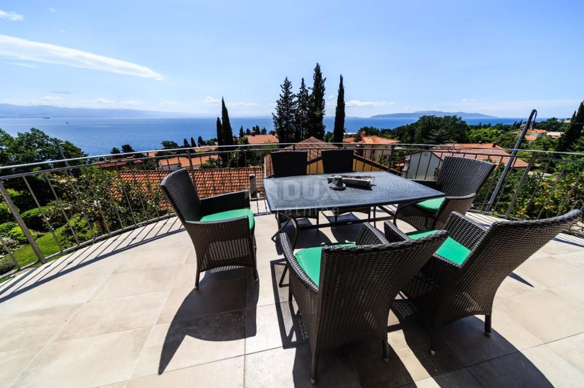 OPATIJA, LOVRAN, IKA - villa 380m2 con vista panoramica sul mare e piscina + giardino paesaggistico 700m2