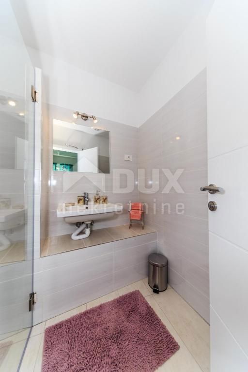 OPATIJA, LOVRAN, IKA - villa 380m2 con vista panoramica sul mare e piscina + giardino paesaggistico 700m2
