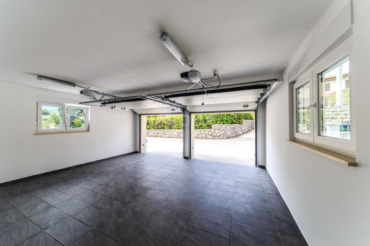 OPATIJA, LOVRAN, IKA - villa 380m2 con vista panoramica sul mare e piscina + giardino paesaggistico 700m2