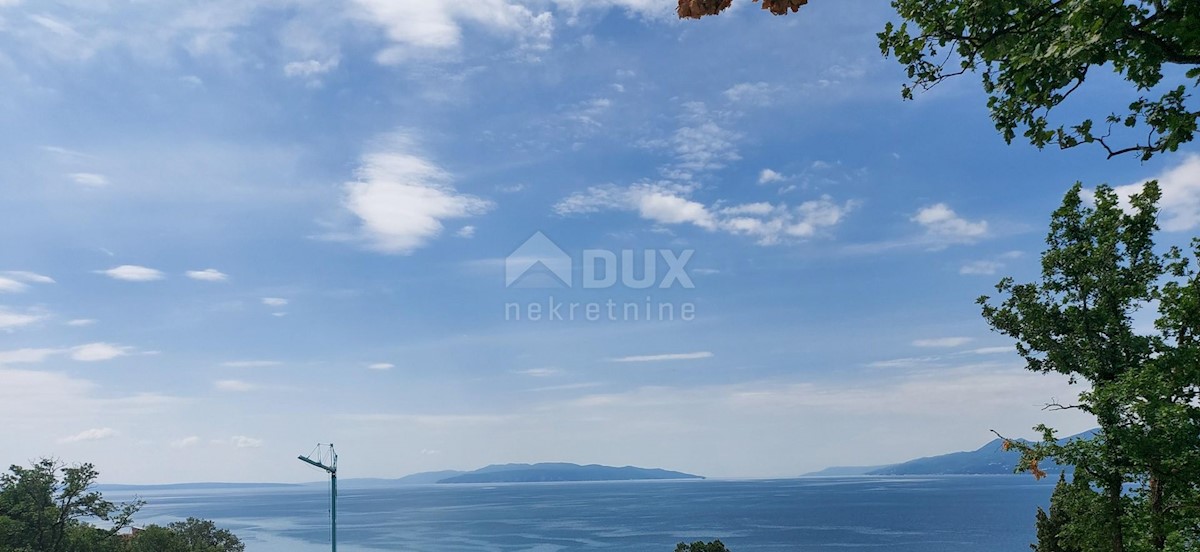 RIJEKA, COSTABELLA, BIVIO - terreno edificabile 2255m2 con vista sul mare per un edificio residenziale - appartamenti - appartamenti / casa familiare / villa / casa in affitto - vacanze con piscina