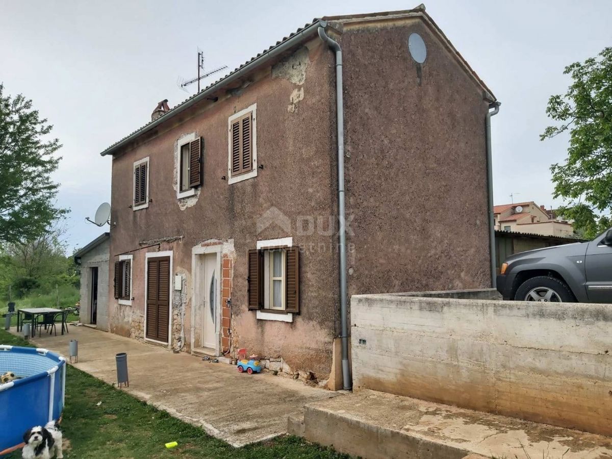 ISTRIA, PARENZO - Casa familiare in ottima posizione