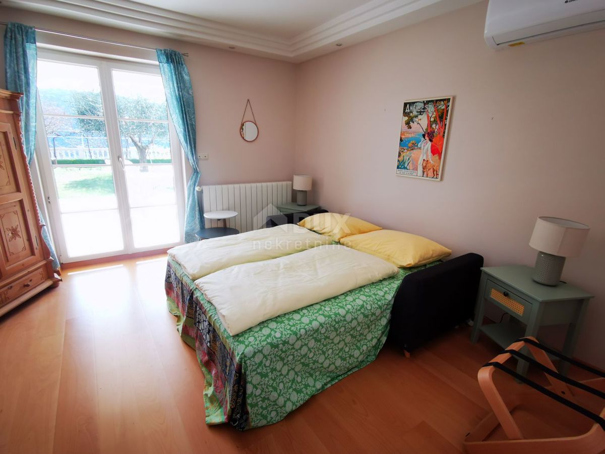 VINODOLSKA DOLINA, BRIBIR - Complesso di 2 ville, vigneto e campo da tennis!