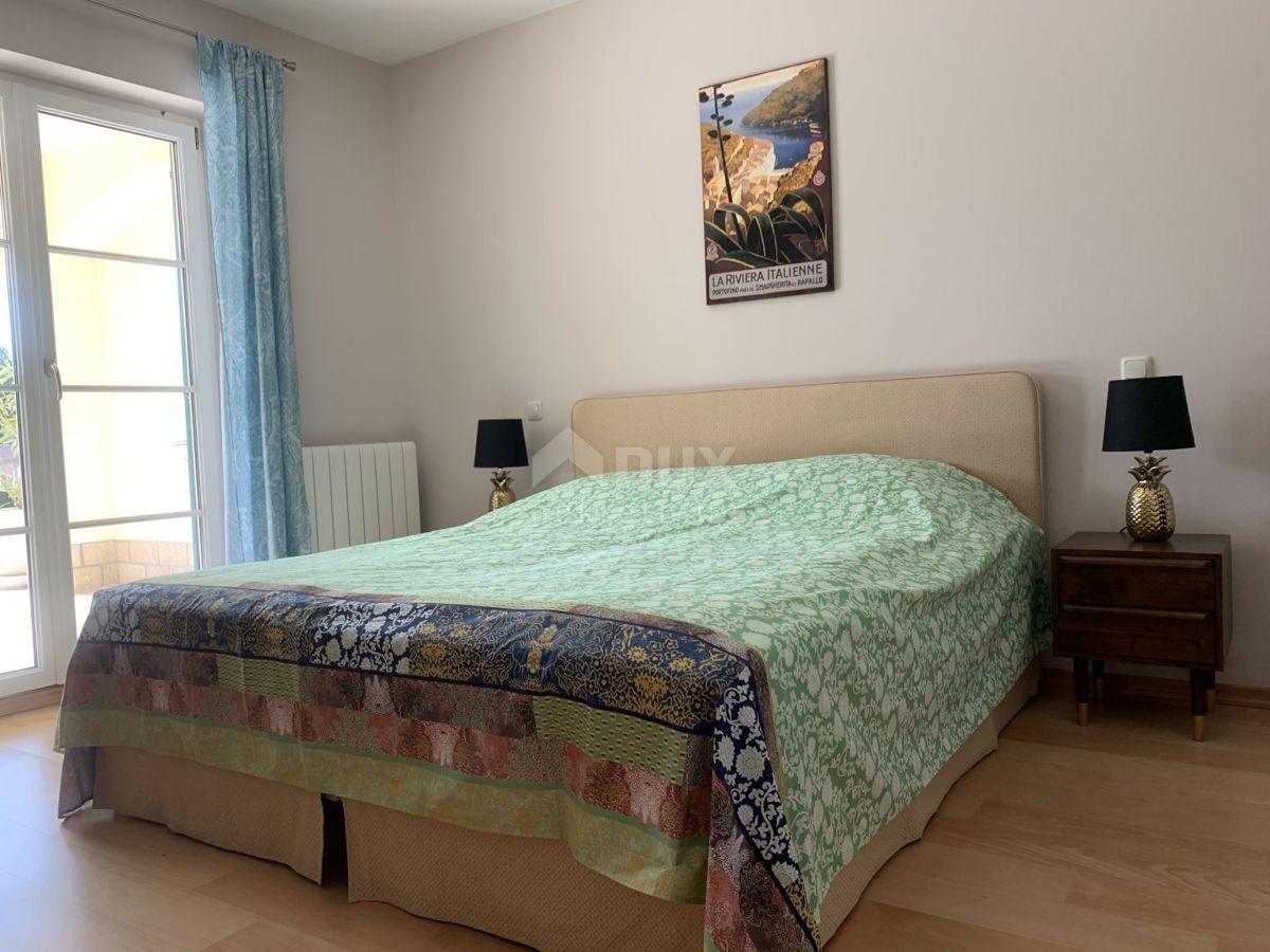 VINODOLSKA DOLINA, BRIBIR - Complesso di 2 ville, vigneto e campo da tennis!