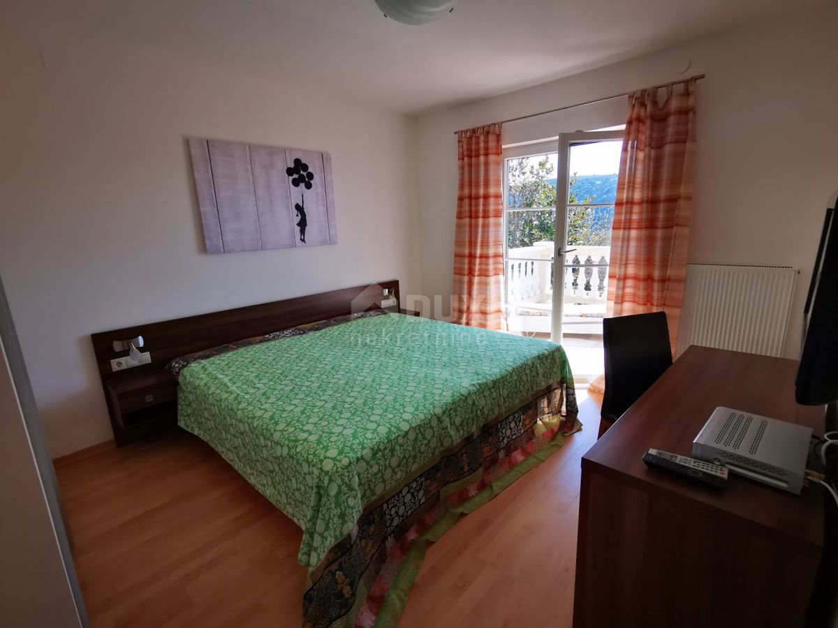 VINODOLSKA DOLINA, BRIBIR - Complesso di 2 ville, vigneto e campo da tennis!