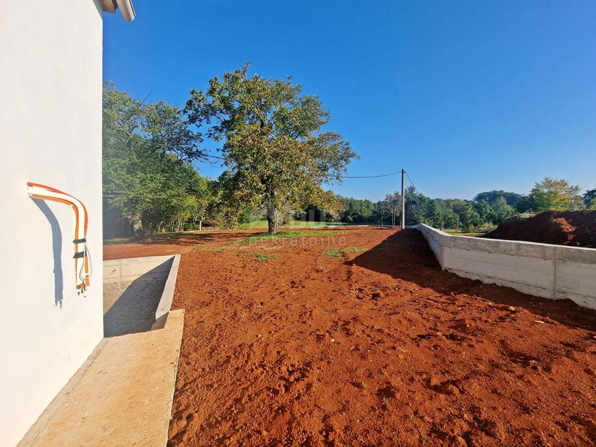 ISTRIA, BARBAN - Casa rustica con piscina