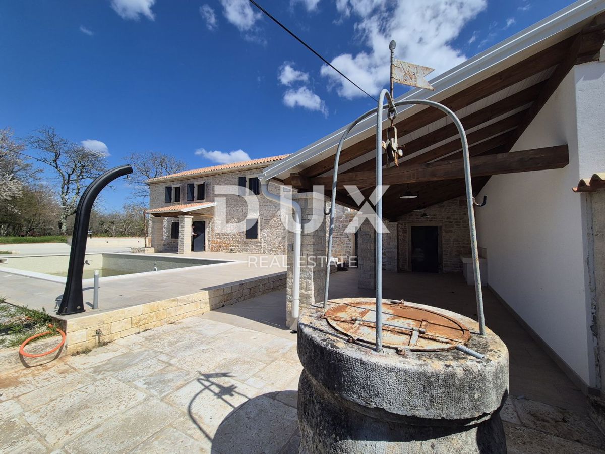 ISTRIA, BARBAN - Casa rustica con piscina