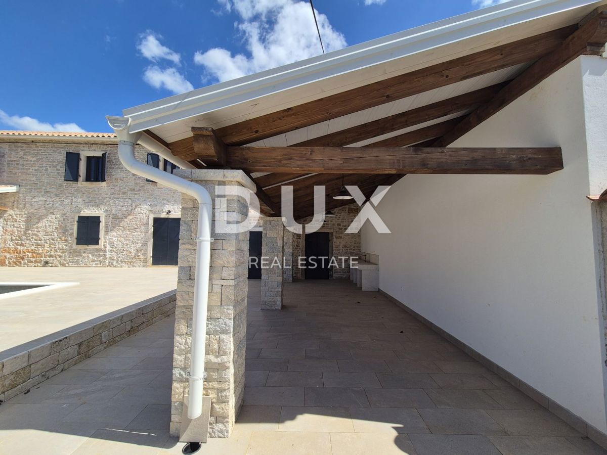 ISTRIA, BARBAN - Casa rustica con piscina