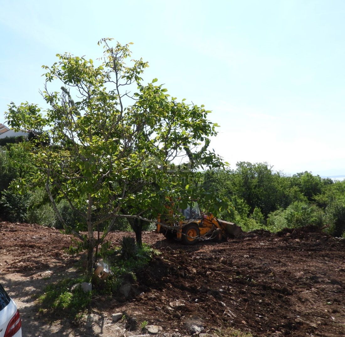 KASTAV, RUBEŠI - terreno edificabile 1957m2 con vista mare per edificio residenziale - appartamenti/casa familiare/villa