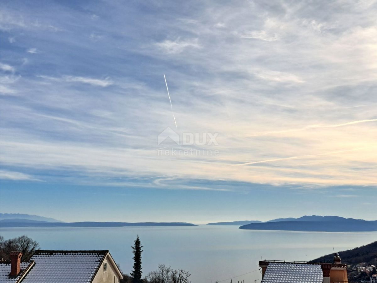 OPATIJA, BREGI, ANĖELI - Opportunità per gli investitori! Terreno edificabile con permesso di costruire rilasciato e utenze pagate.