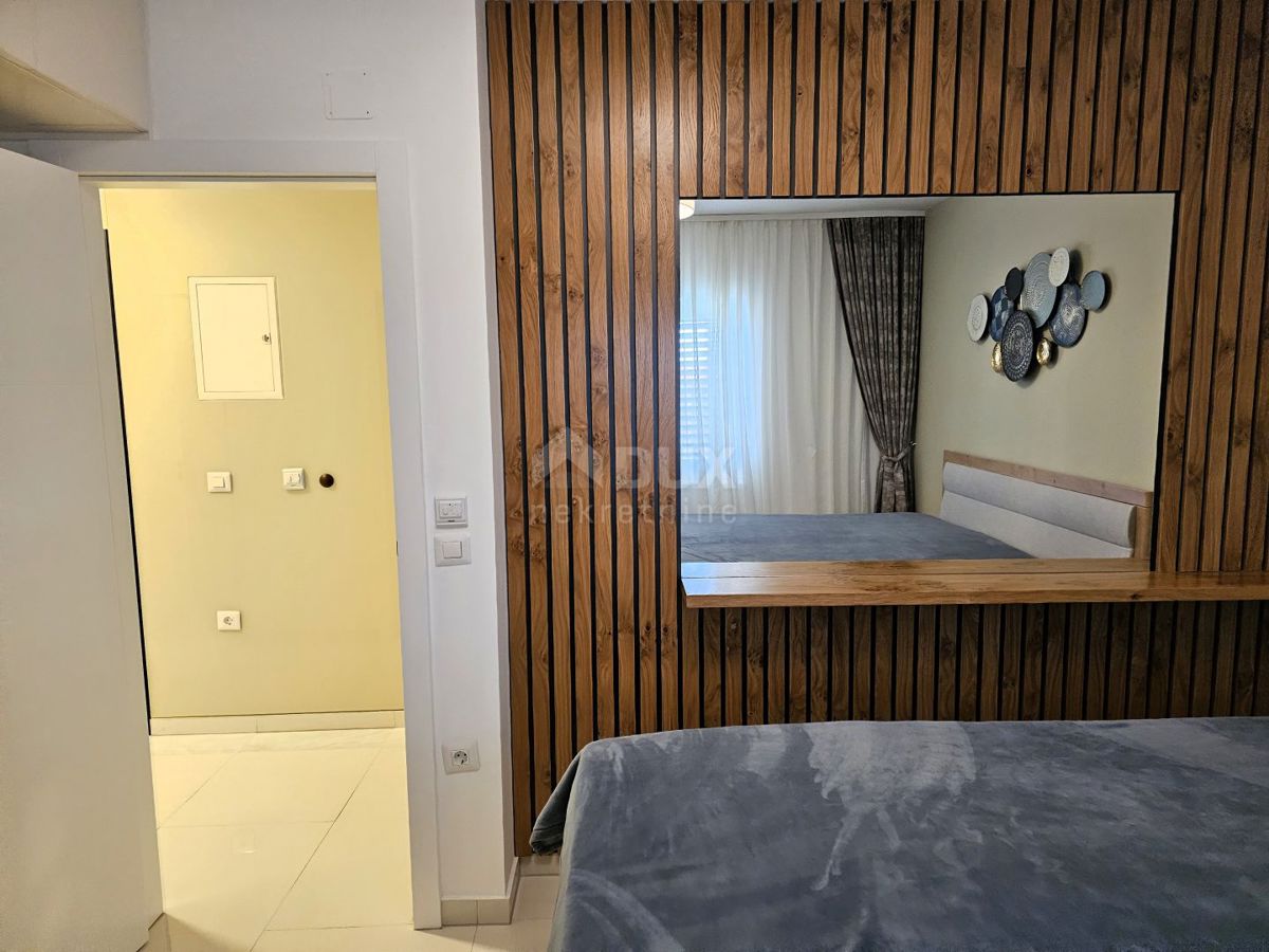 ISOLA DI KRK, MALINSKA - 2 camere da letto + bagno con balcone vicino al mare 