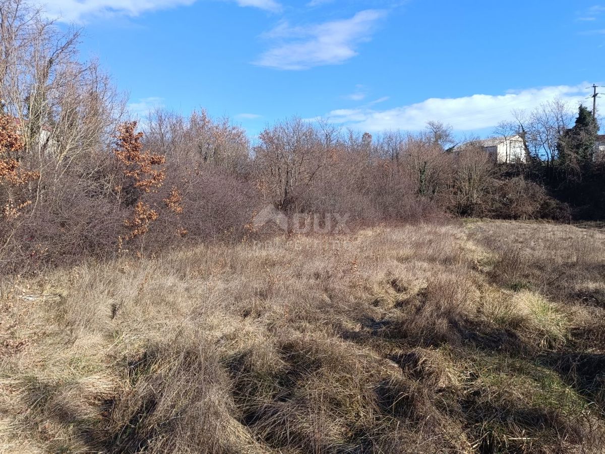 ISTRIA, ŠTOKOVCI Terreno edificabile a Režanci 2081 m2