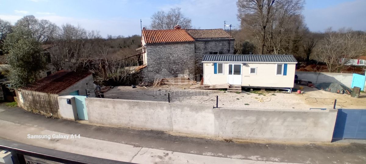 ISTRIA, SVETVINČENAT - Terreno edificabile con progetto in una posizione idilliaca