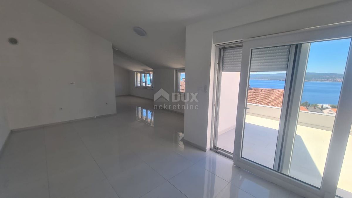 CRIKVENICA - Appartamento in edificio nuovo con vista mare