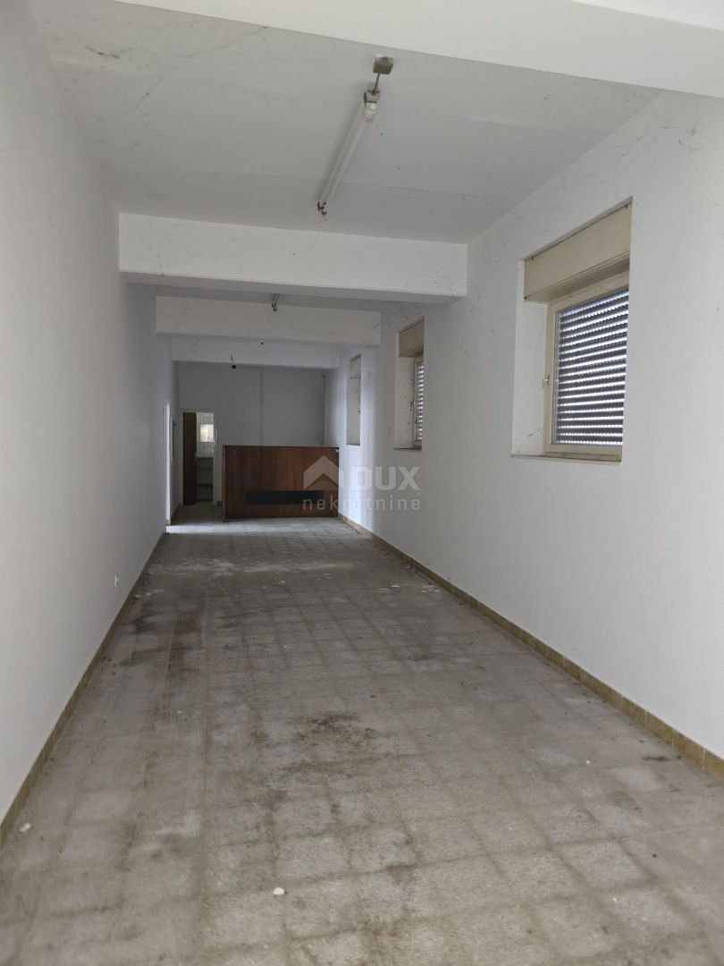 Locale commerciale Labin, 246,27m2