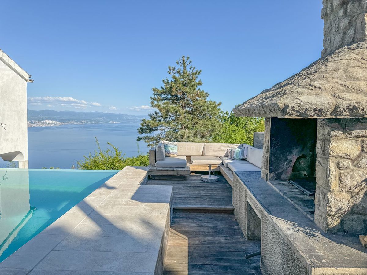 OPATIJA RIVIERA - una villa privata con una convenzione speciale con piscina e vista panoramica sul mare