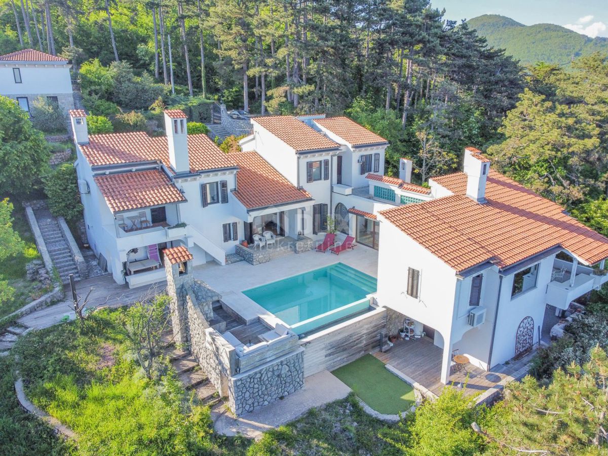 OPATIJA RIVIERA - una villa privata con una convenzione speciale con piscina e vista panoramica sul mare