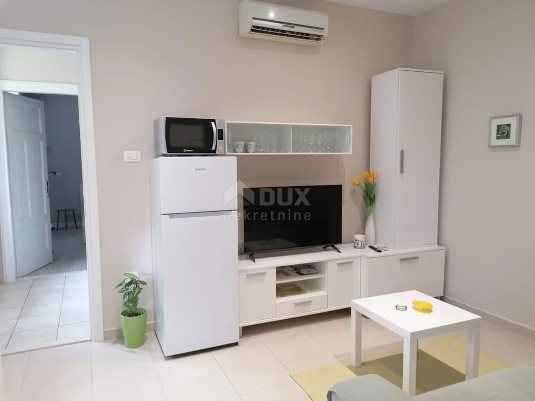 CRIKVENICA - casa nel centro di Crikvenica, 145 m2