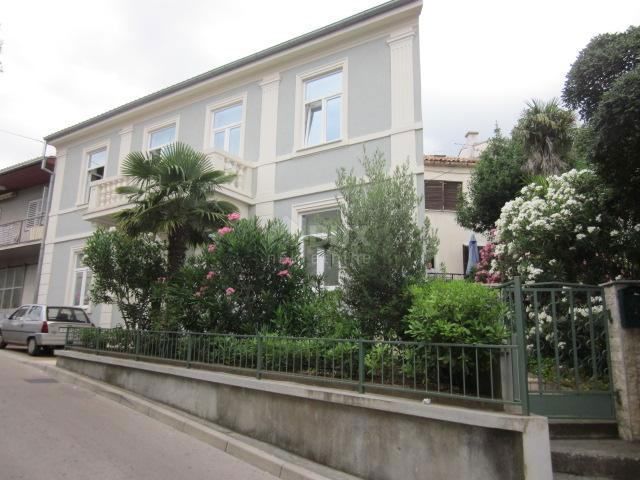 CRIKVENICA - casa nel centro di Crikvenica, 145 m2
