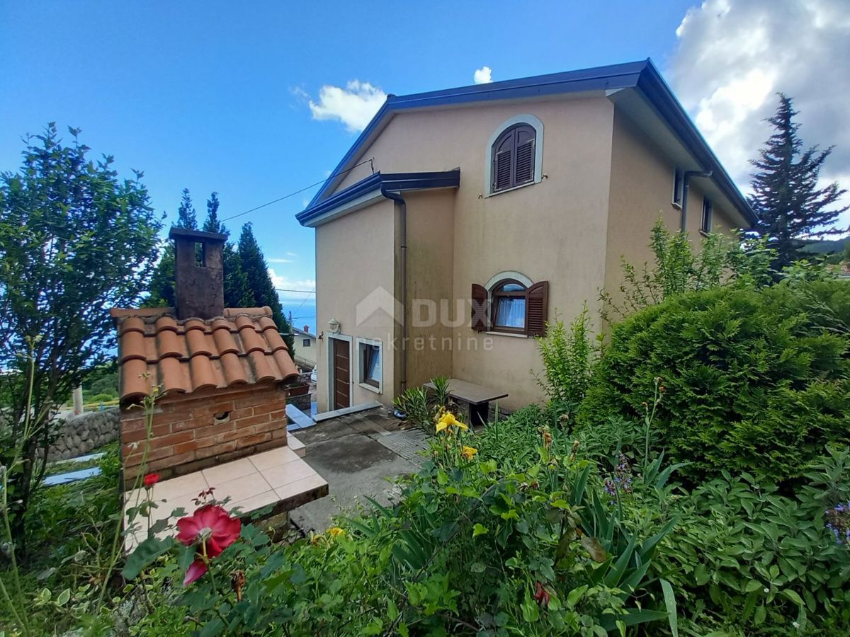 OPATIJA, POLJANE - Bella casa indipendente con piscina, garage e vista mare