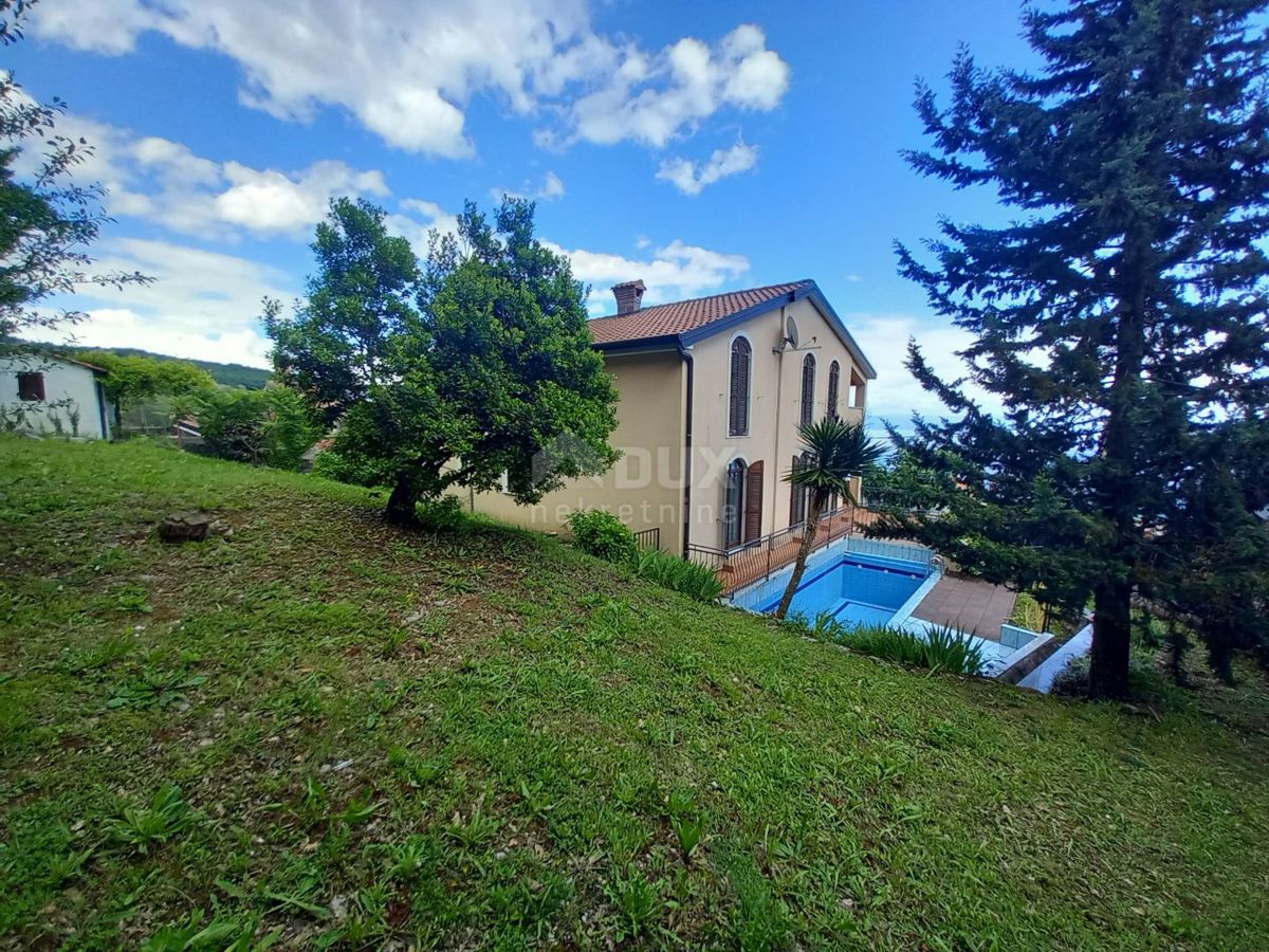 OPATIJA, POLJANE - Bella casa indipendente con piscina, garage e vista mare