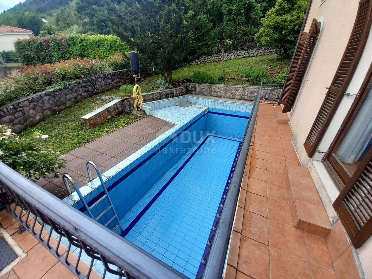 OPATIJA, POLJANE - Bella casa indipendente con piscina, garage e vista mare