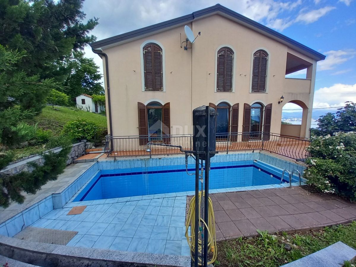 OPATIJA, POLJANE - Bella casa indipendente con piscina, garage e vista mare