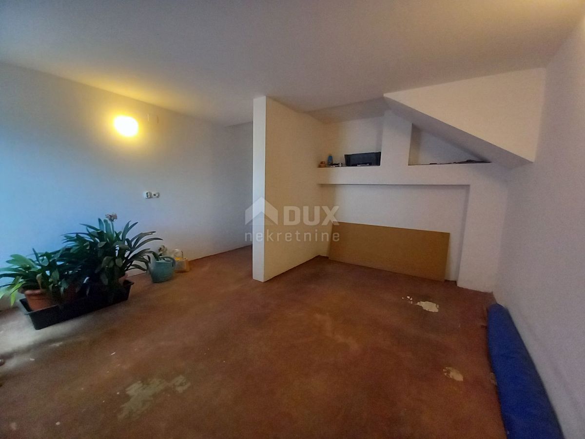 OPATIJA, POLJANE - Bella casa indipendente con piscina, garage e vista mare