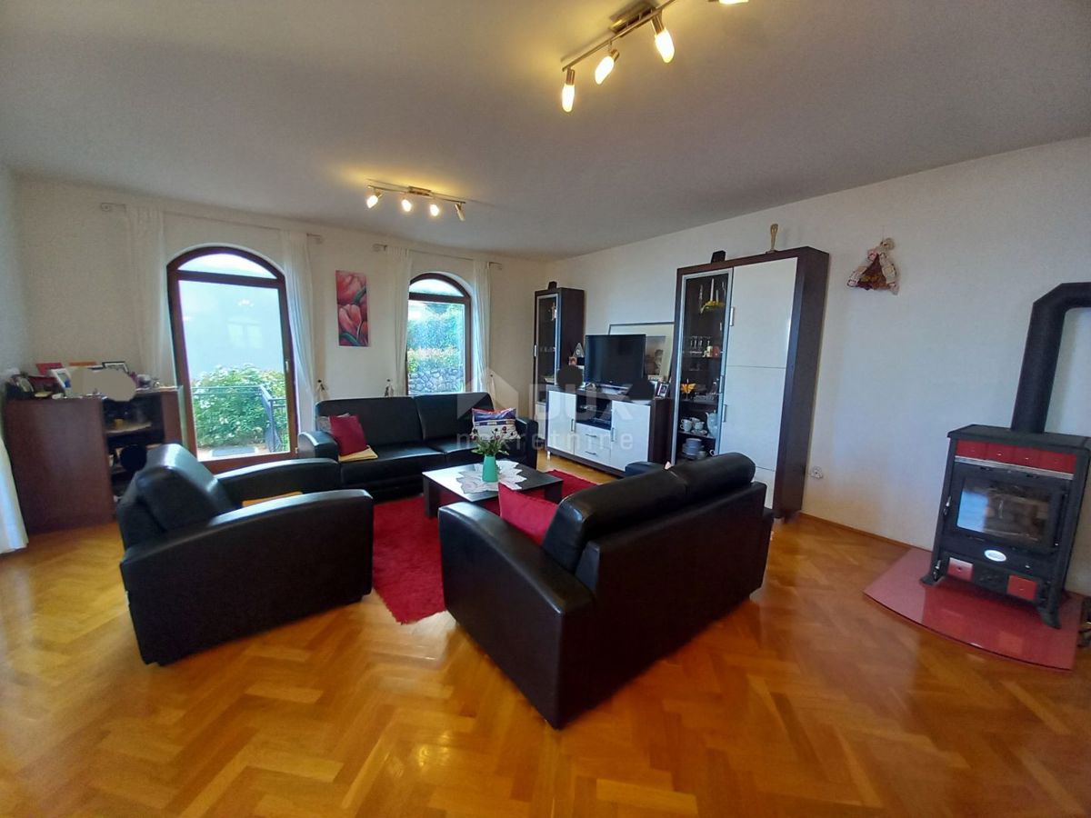 OPATIJA, POLJANE - Bella casa indipendente con piscina, garage e vista mare