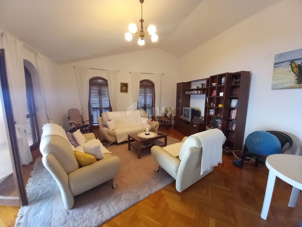 OPATIJA, POLJANE - Bella casa indipendente con piscina, garage e vista mare