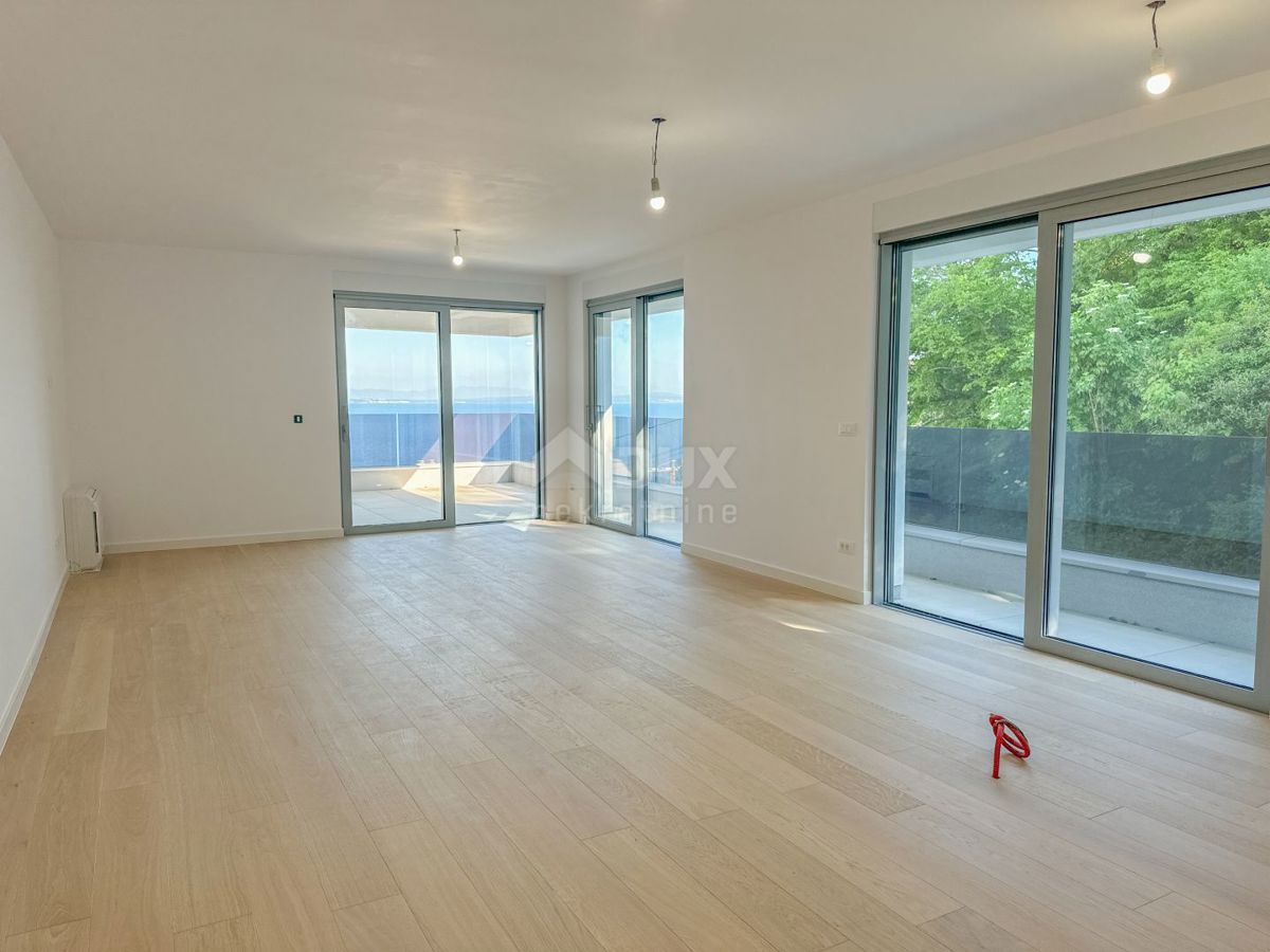 OPATIJA, CENTRO - bellissimo appartamento in una nuova costruzione con vista sul mare 