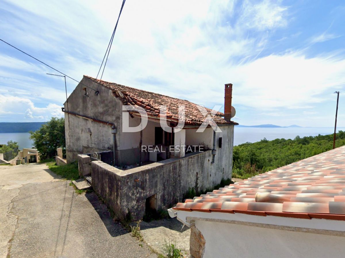 ISTRIA, BRSEČ - Casa indipendente da adattare con vista mare