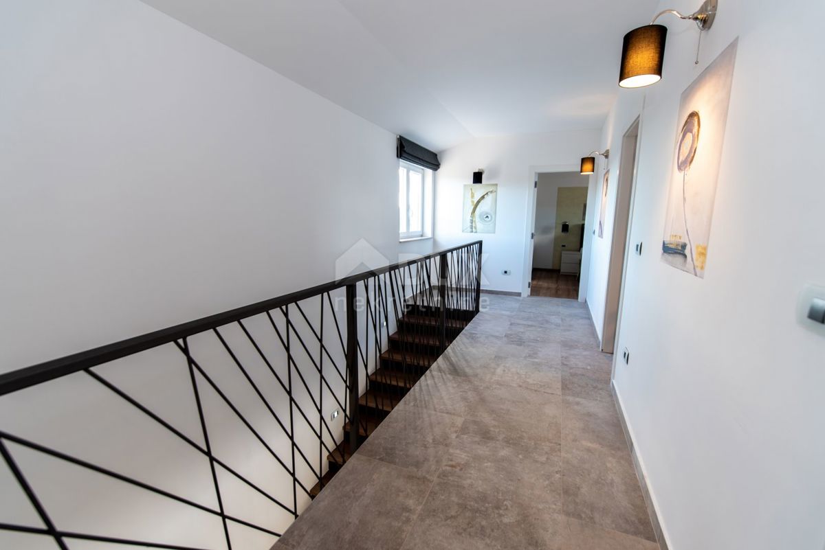 ISTRIA, ALBONA - Villa moderna in un'ottima posizione