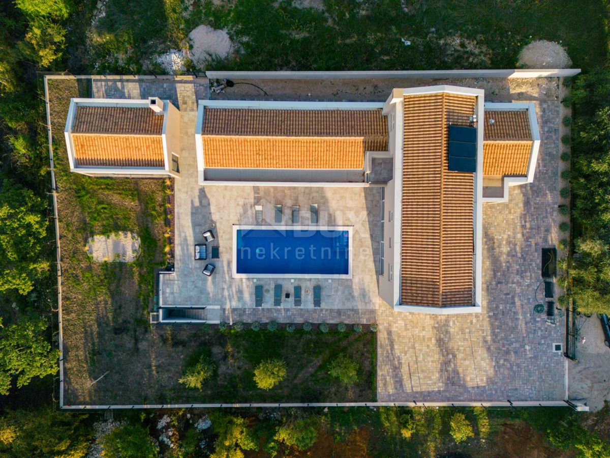 ISTRIA, ALBONA - Villa moderna in un'ottima posizione