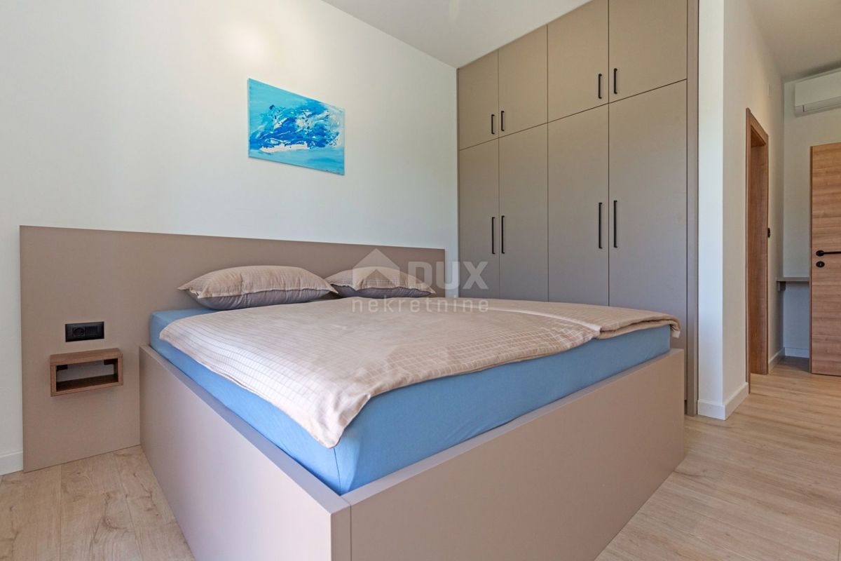 ISTRIA, LABIN - Casa immacolata con piscina