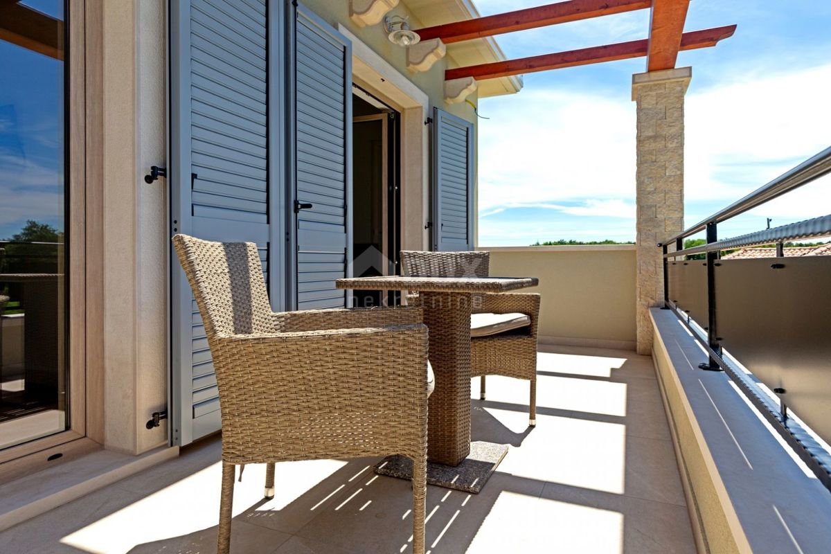 ISTRIA, LABIN - Casa immacolata con piscina