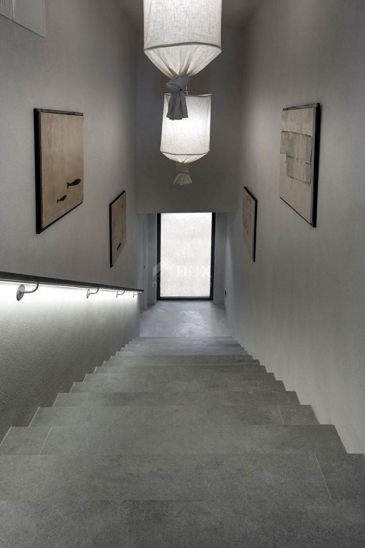 PAG, POVLJANE - Un impressionante angolo di paradiso con vista sul mare