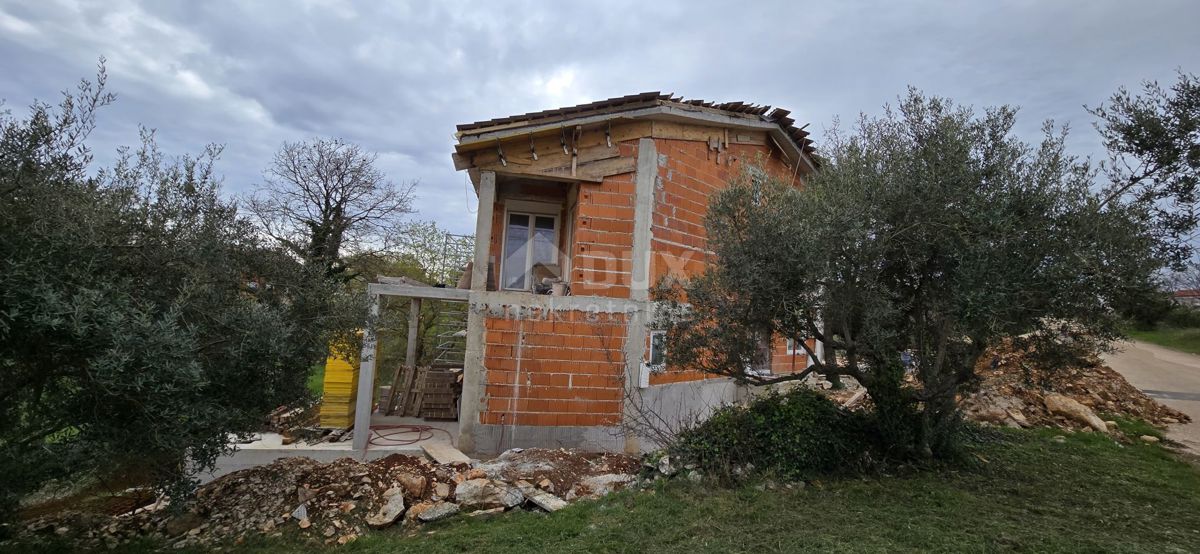 ISTRIA, KRNICA - Casa con piscina vicino al mare, con ampio giardino