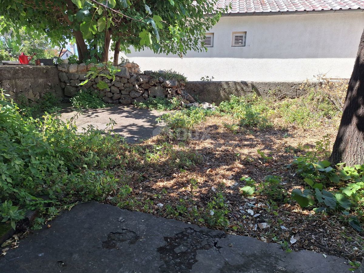 KLENOVICA - Porzione di casa a due piani di 142 m2, a 120 m dal mare