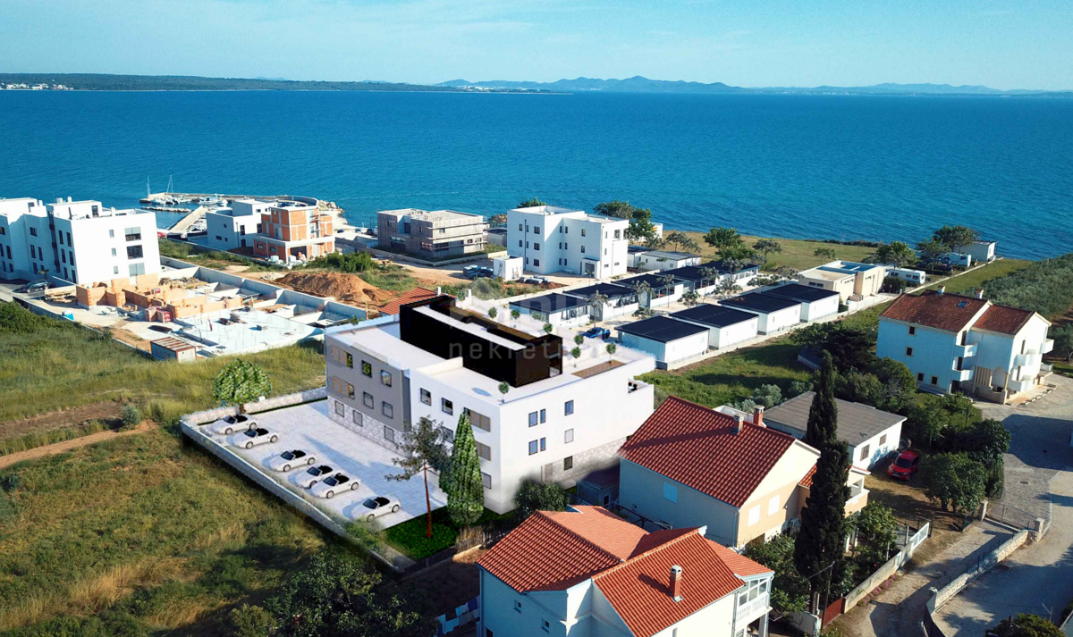 ZADAR, PRIVLAKA - Lussuoso appartamento a 120 metri dal mare con incantevole vista mare! S6