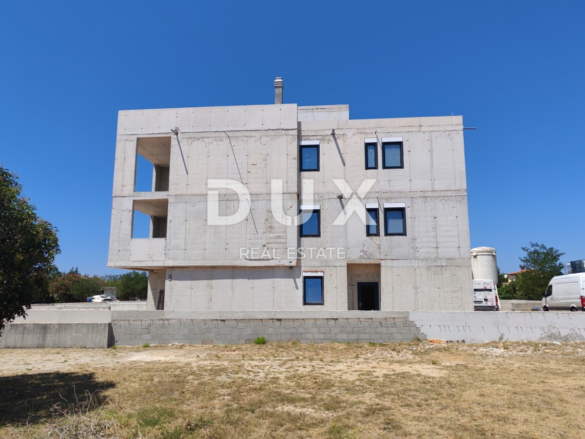 ZADAR, PRIVLAKA - Lussuoso appartamento a 120 metri dal mare con incantevole vista mare! S6