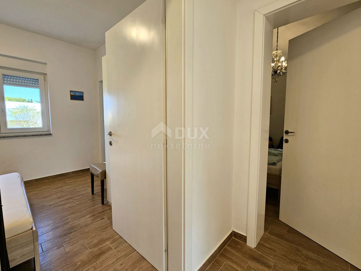 ISTRIA, POMER - 3SS+DB lussuoso attico con vista mare
