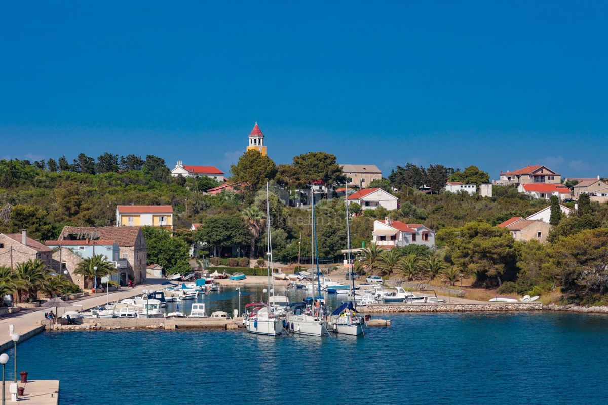 ISOLA DI MOLAT - Bella casa vicino al mare nel cuore di Molat