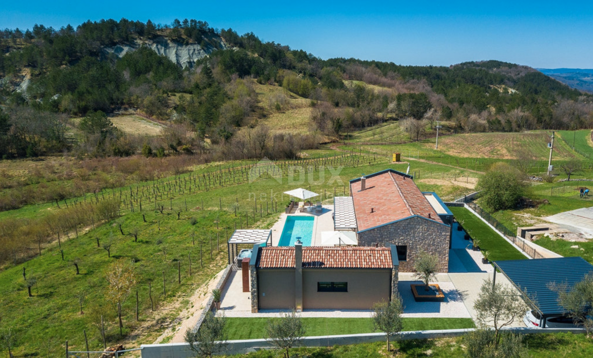 ISTRIA, HUM - Villa moderna con splendida vista situata in una posizione unica