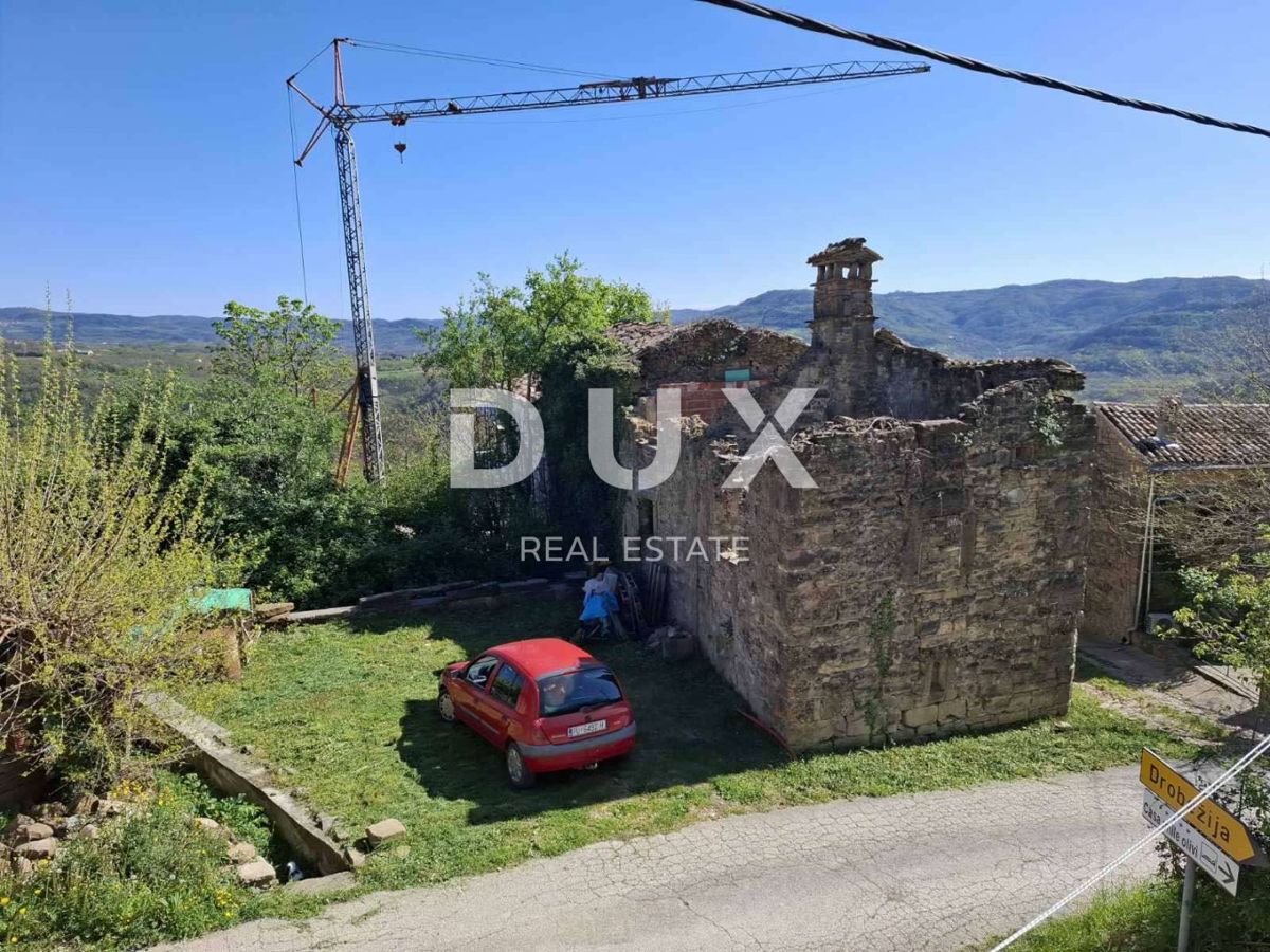 ISTRIA, BUZET (dintorni) - Bella casa in pietra con bellissima vista