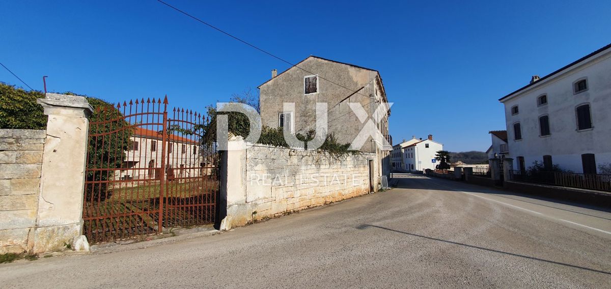 ISTRIA, TINJAN - Casa in pietra da adattare, possibilità di costruire 5 unità abitative