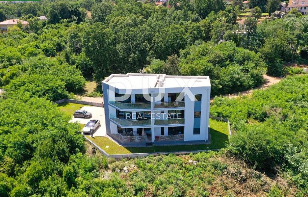 OPATIJA, IKA - ultimo appartamento in nuova costruzione 99m2 + terrazza sul tetto 66m2, vista panoramica sul mare