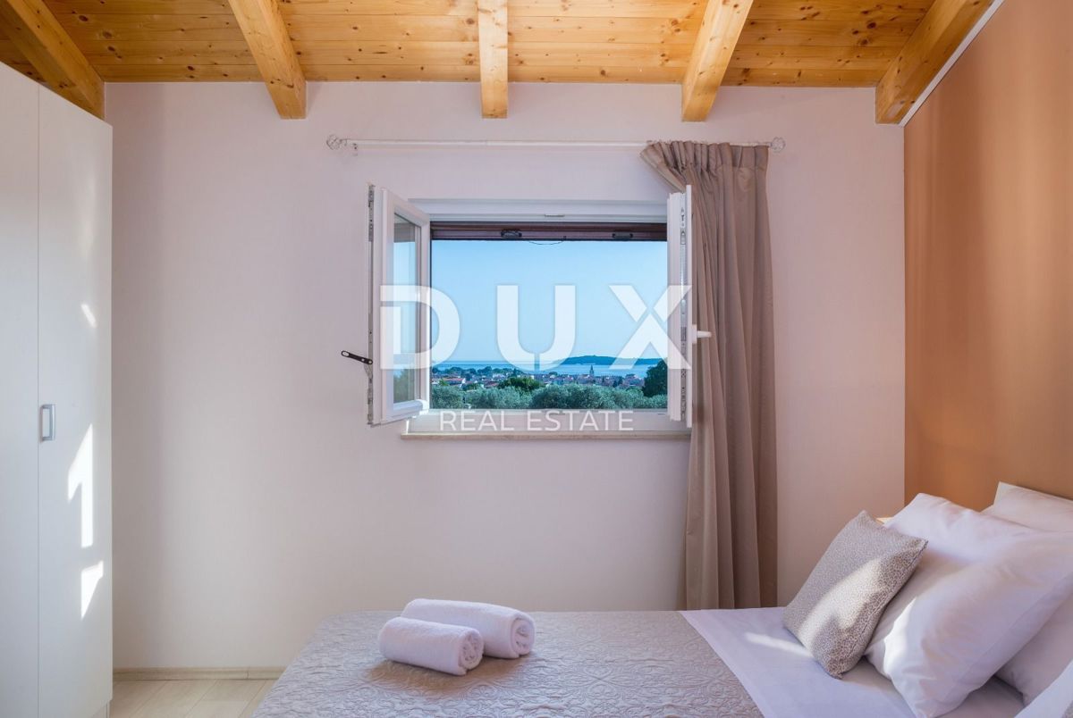 ISTRIA, FAŽANA - Una bellissima villa isolata con vista panoramica sul mare!